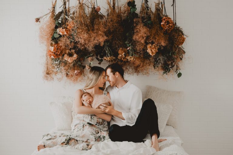 A Fusion of Lifestyle and Artistry in NH Newborn Photography